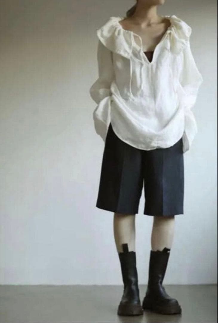 little suzie リトルスージー ギャザー襟ブラウス　白　リネン