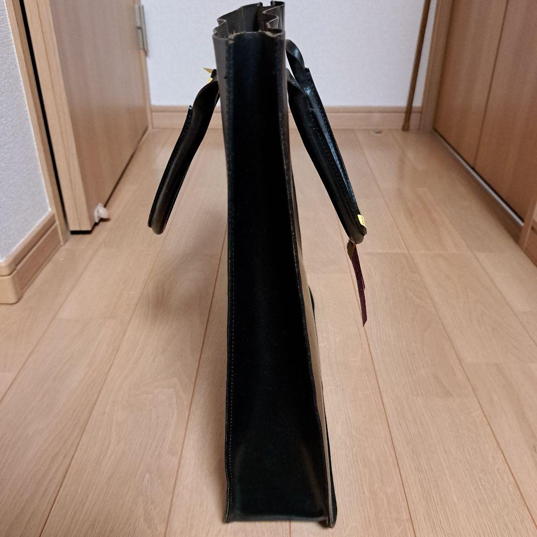 【新春SALE】グレンロイヤル　レザートートバッグ 収納袋付き