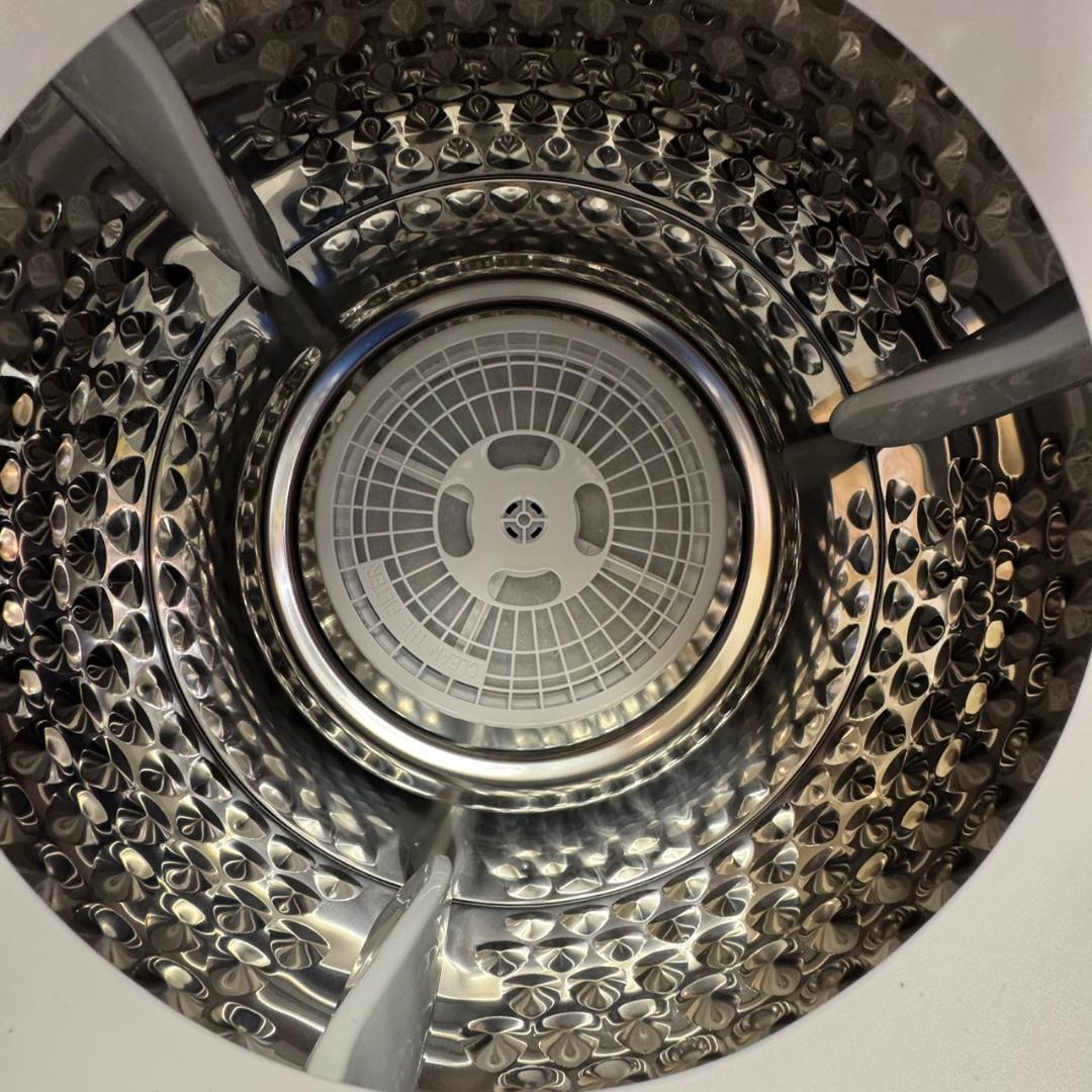 ☆小型衣類乾燥機　4.0K　SIS　2023年製　GYJ01　UV除菌