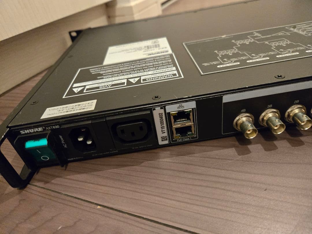 SHUREシュアDistributionAmplifier分配アンプAXT630