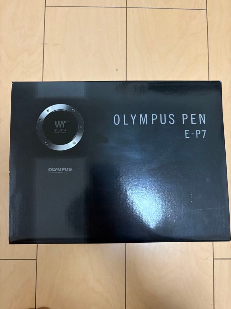 OLYMPUS PEN E-P7 EZダブルズームキット　 ホワイト