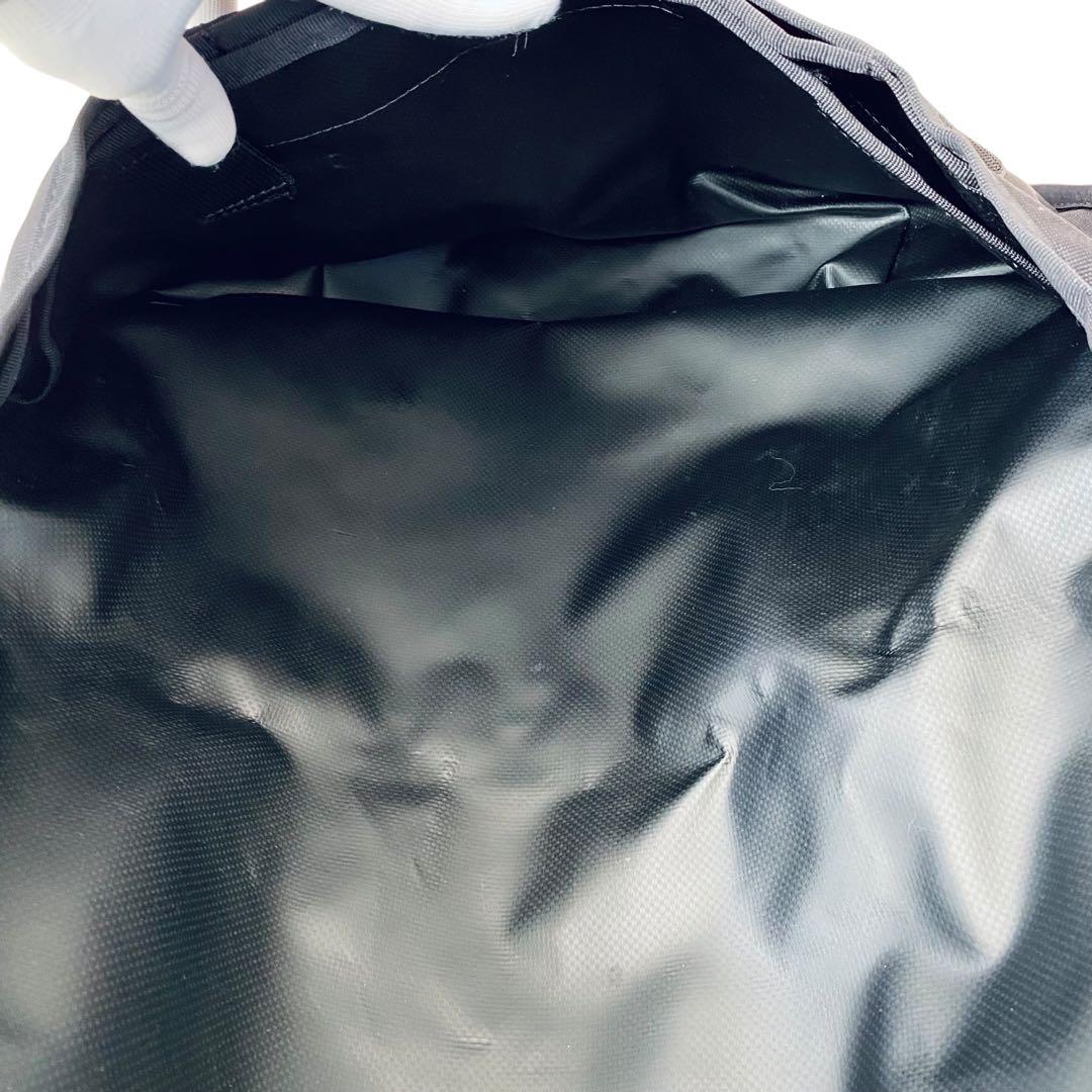 CHROME クローム【極美品】ミニメトロ オールブラック メッセンジャーバッグ