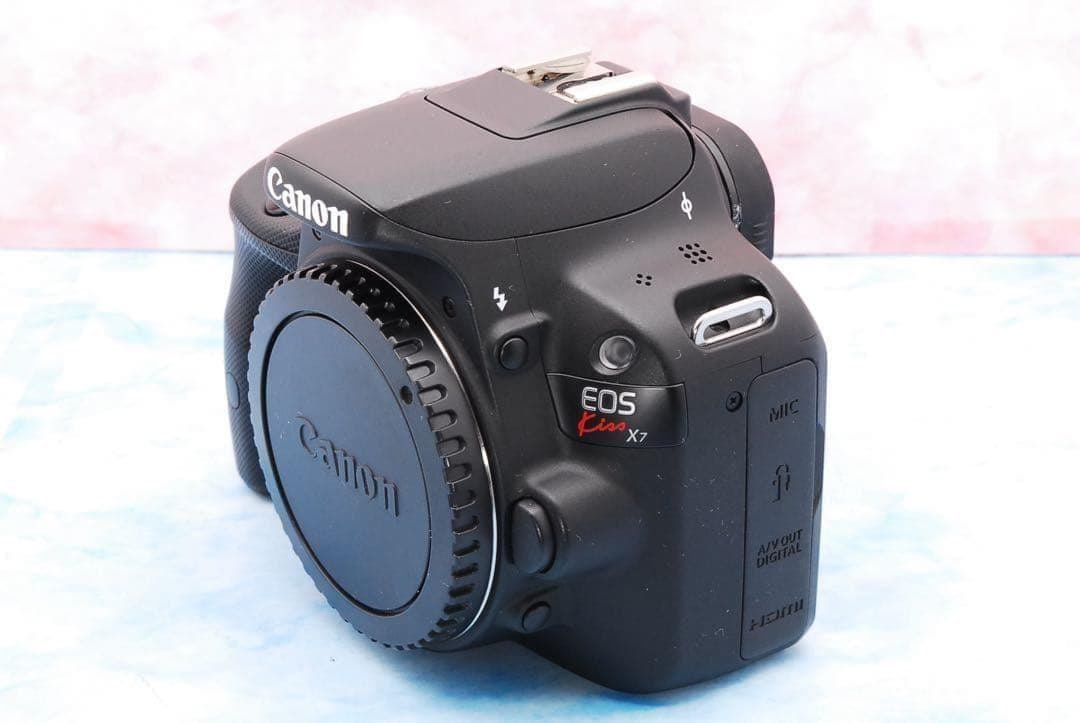 Canon Kiss X7☆一眼レフカメラ☆S数少☆豪華Wレンズ☆軽量＆小型
