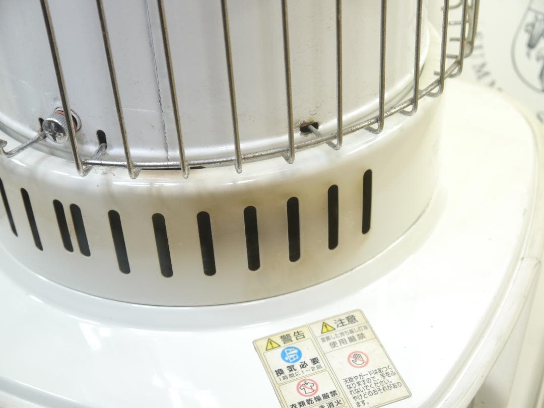 送料込◆2014⑨◆コロナ 石油ストーブ 円筒形ホワイト ストーブ 安全ガード付