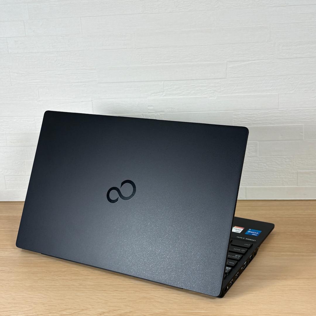 富士通　11世代i5　ノートパソコン　Windows11　オフィス付き　11