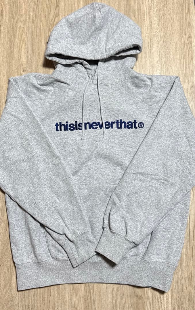 this is never that グレーパーカー