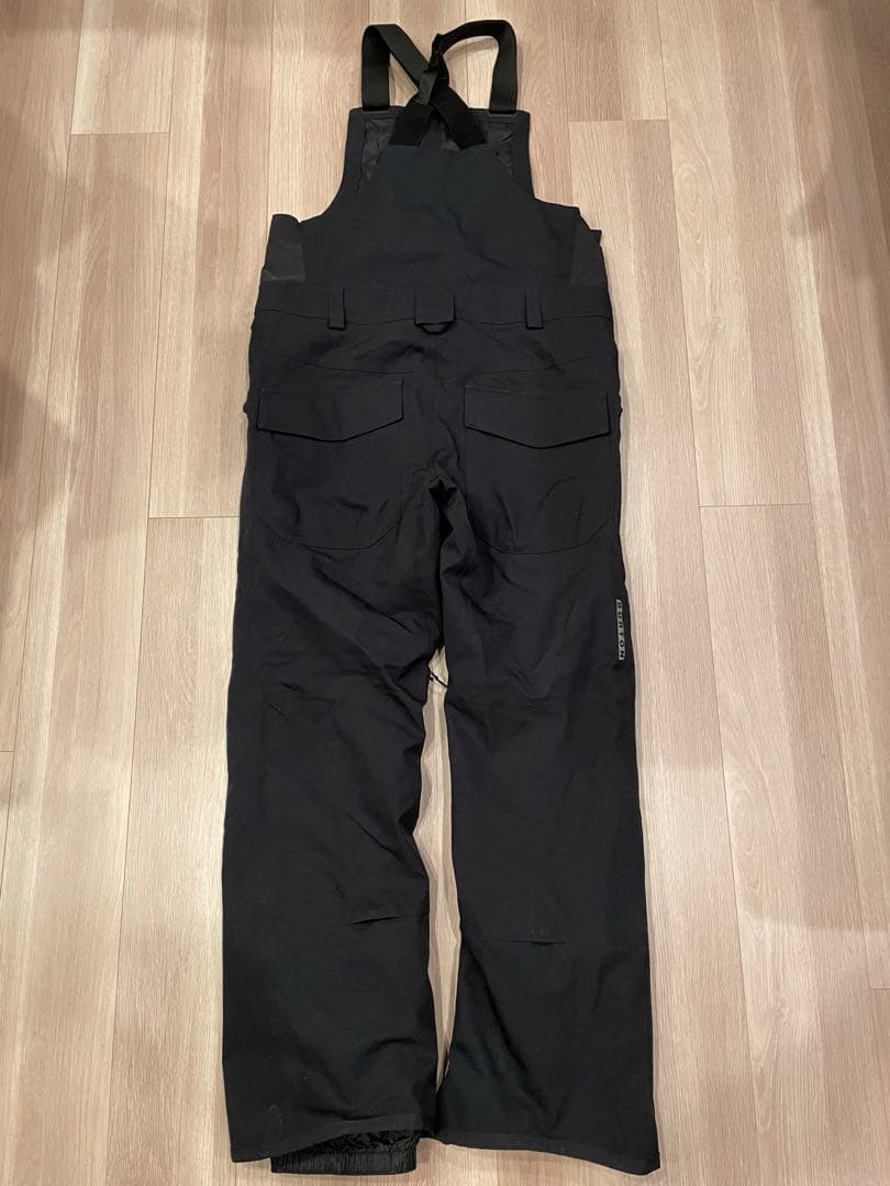 BURTON RESERVE BIB スノーボードパンツ