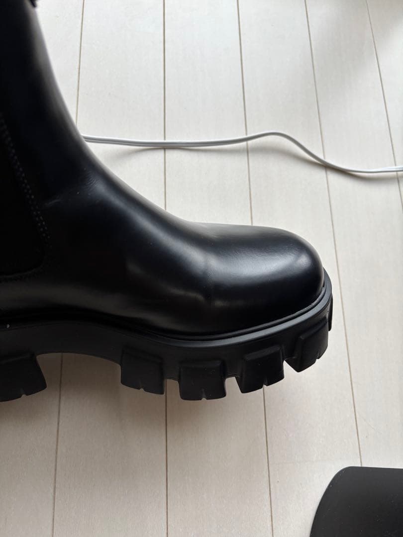 プラダPRADA ブーツ モノリスチェルシーブーツ1T256N ブラック