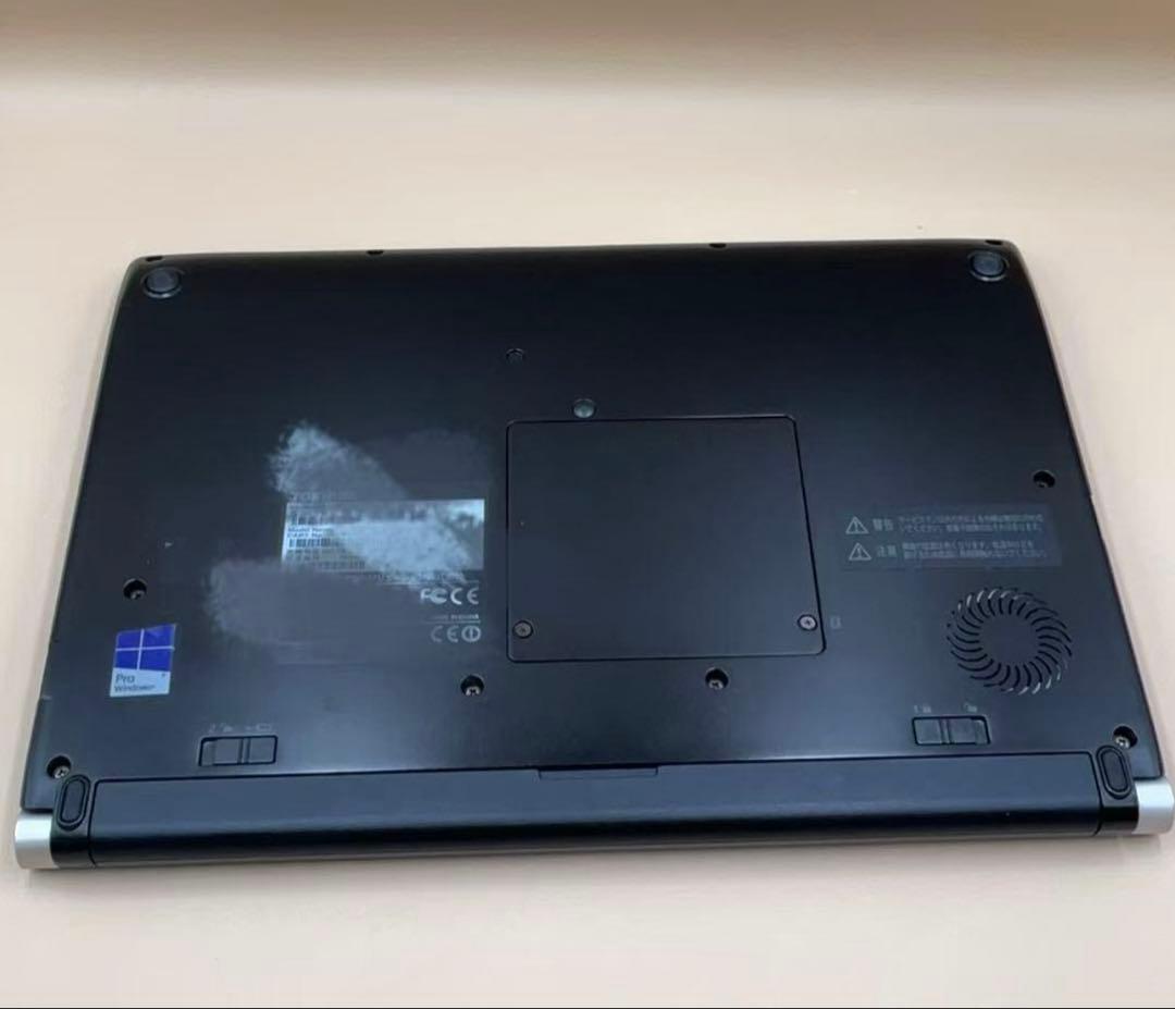 東芝 dynabook R73/B 13.3 インチ ノートパソコン