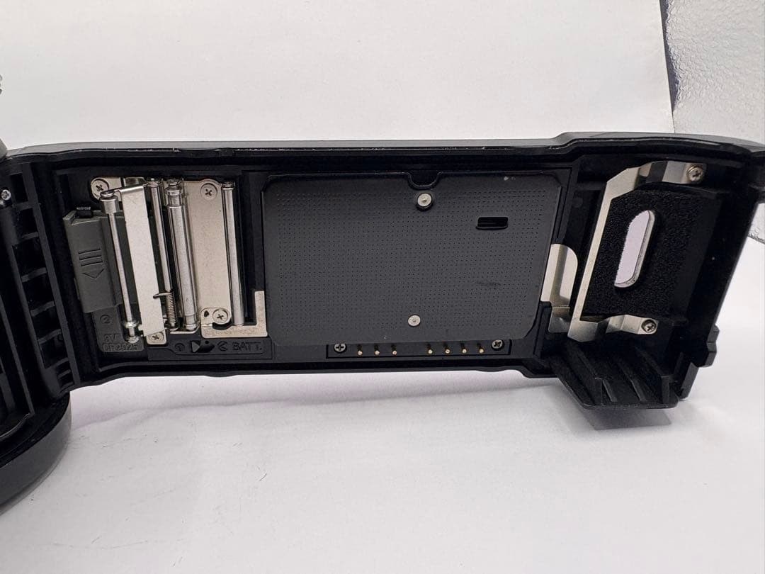 フィルムカメラ Nikon F100