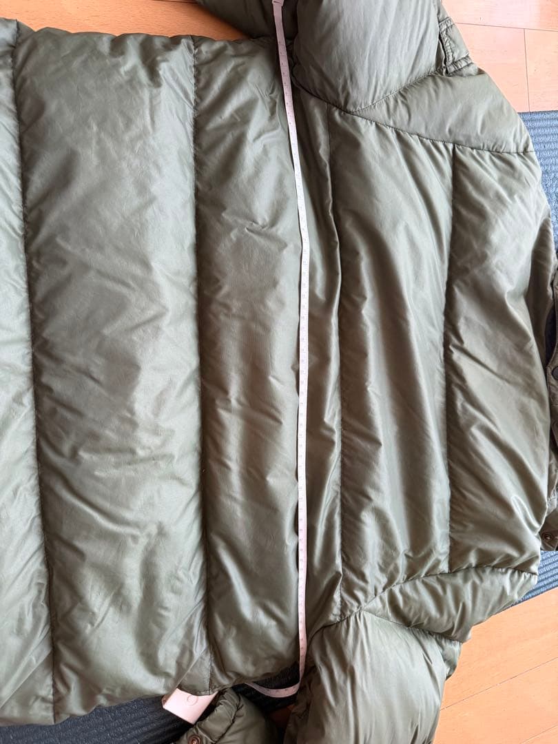 MONCLER オリーブグリーン ダウンジャケット