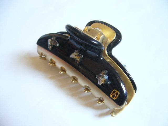 ☆美品☆レア✨アレクサンドルドゥパリ●煌めく✨蝶付きクリップ/ブラック/Mサイズ