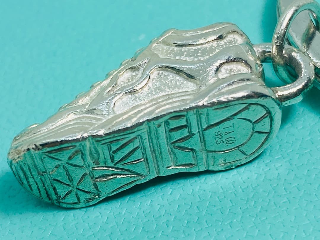 期間限定お値下げ　希少　ティファニー　キーリング　スニーカー　キーホルダー