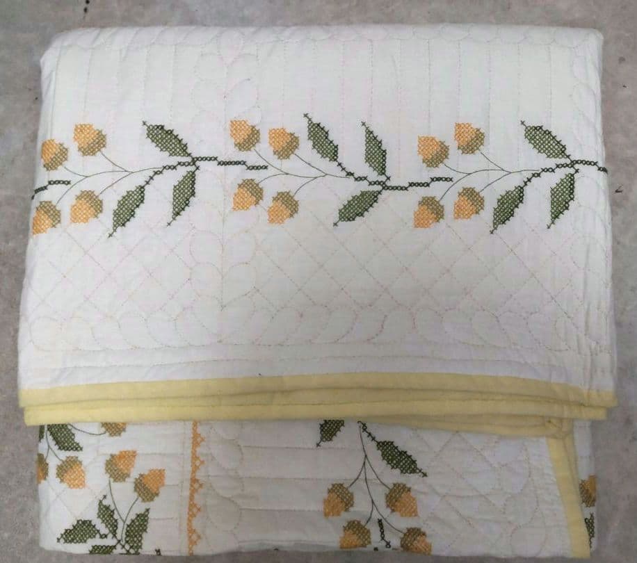 フランスアンティーク どんぐり ヴィンテージ クロスステッチ キルティング