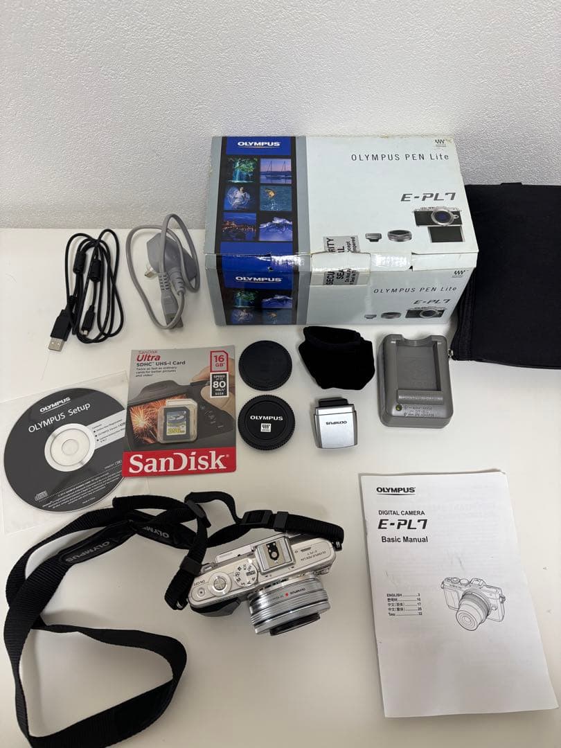 Olympus PEN E-PL7 ミラーレスカメラ