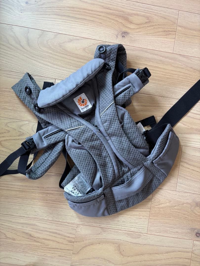 エルゴベビー　OMNI Breezeオムニブリーズ グラファイトグレー