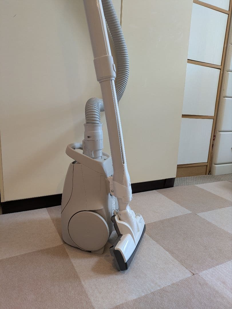 パナソニック紙パック掃除機