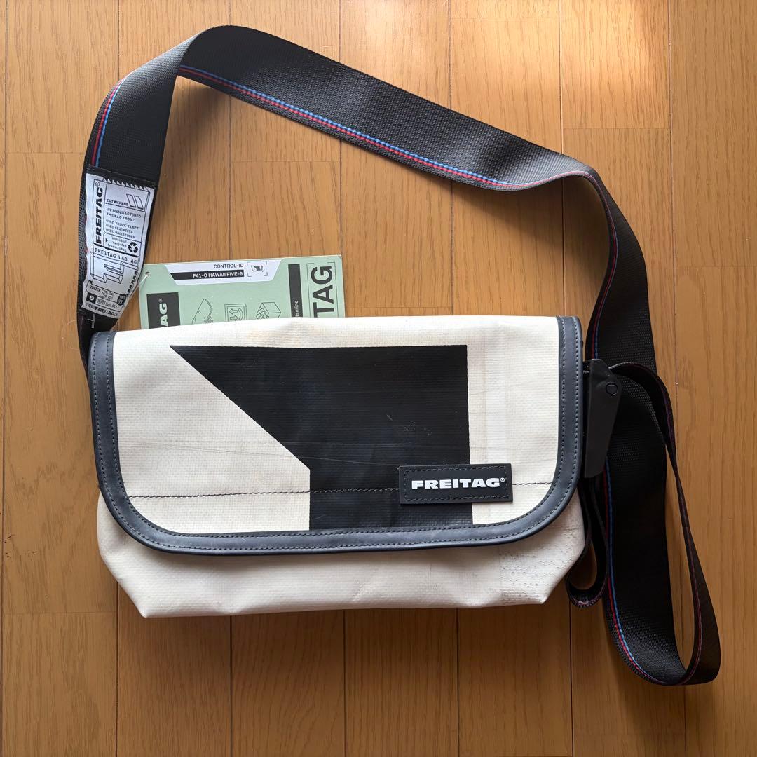 FREITAG F41-O HAWAII FIVE-0 ホワイト/ブラック