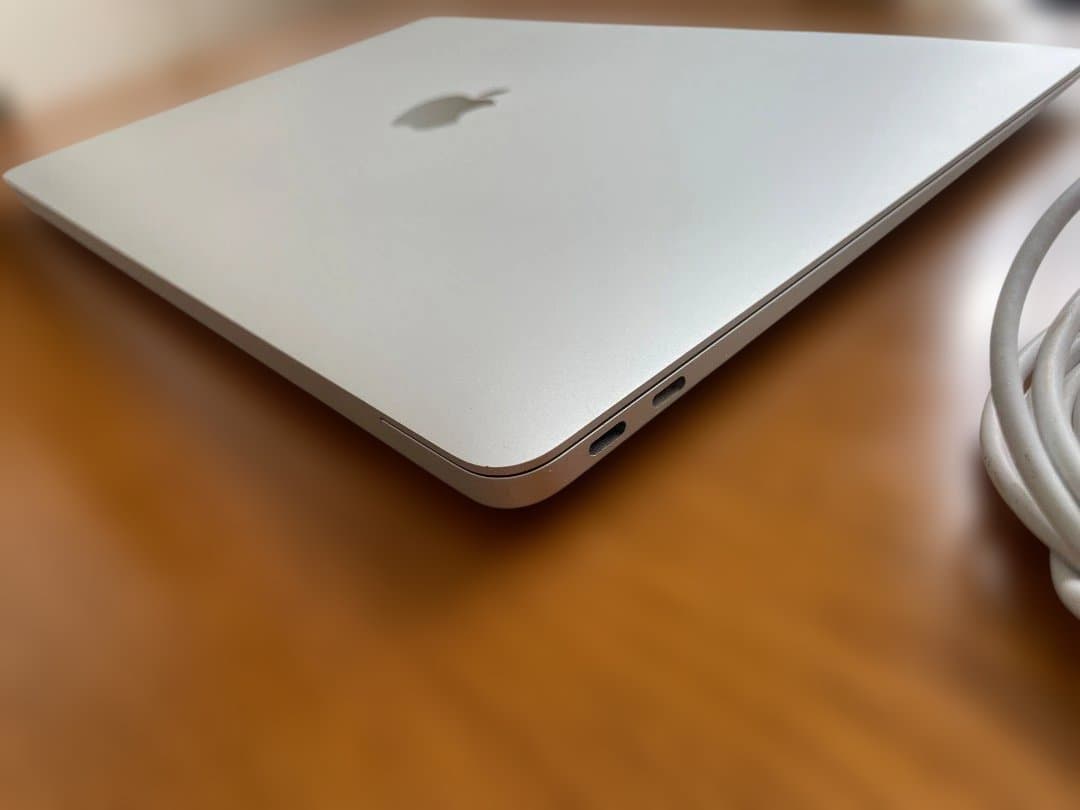 MacBook Air 2020 i7 16GB SSD500GB 充電器、箱付