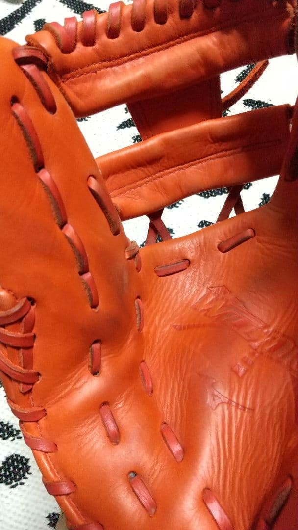 ミズノ 軟式グローブ オレンジ 内野手用