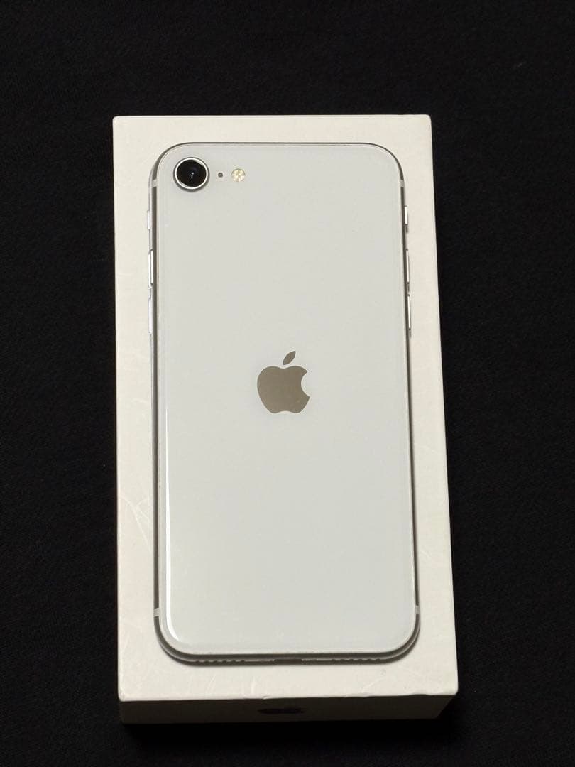 美品 Apple iPhone SE2 白 128GB SIMフリー 箱付