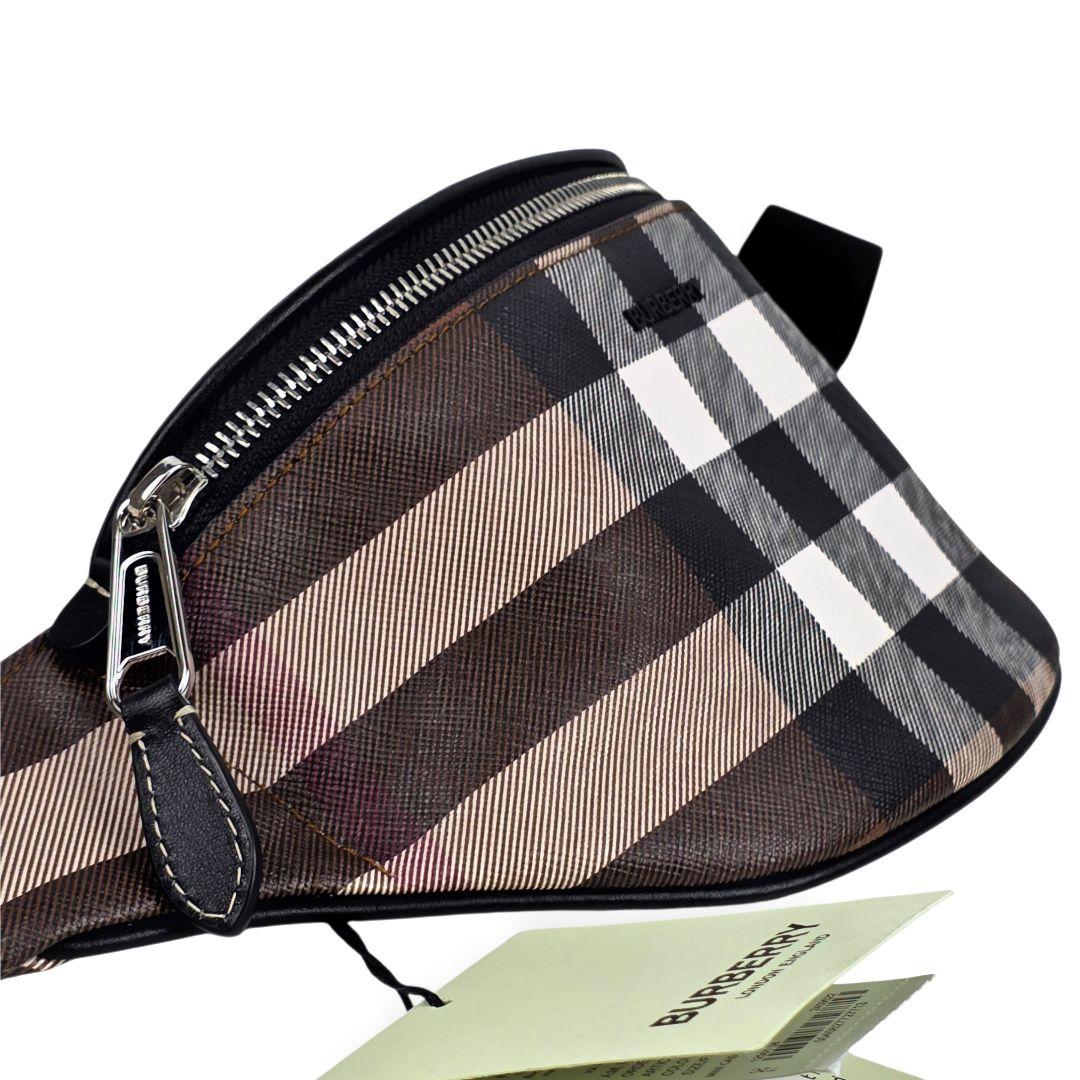 未使用 バーバリー BURBERRY チェック ロゴ ボディバッグ