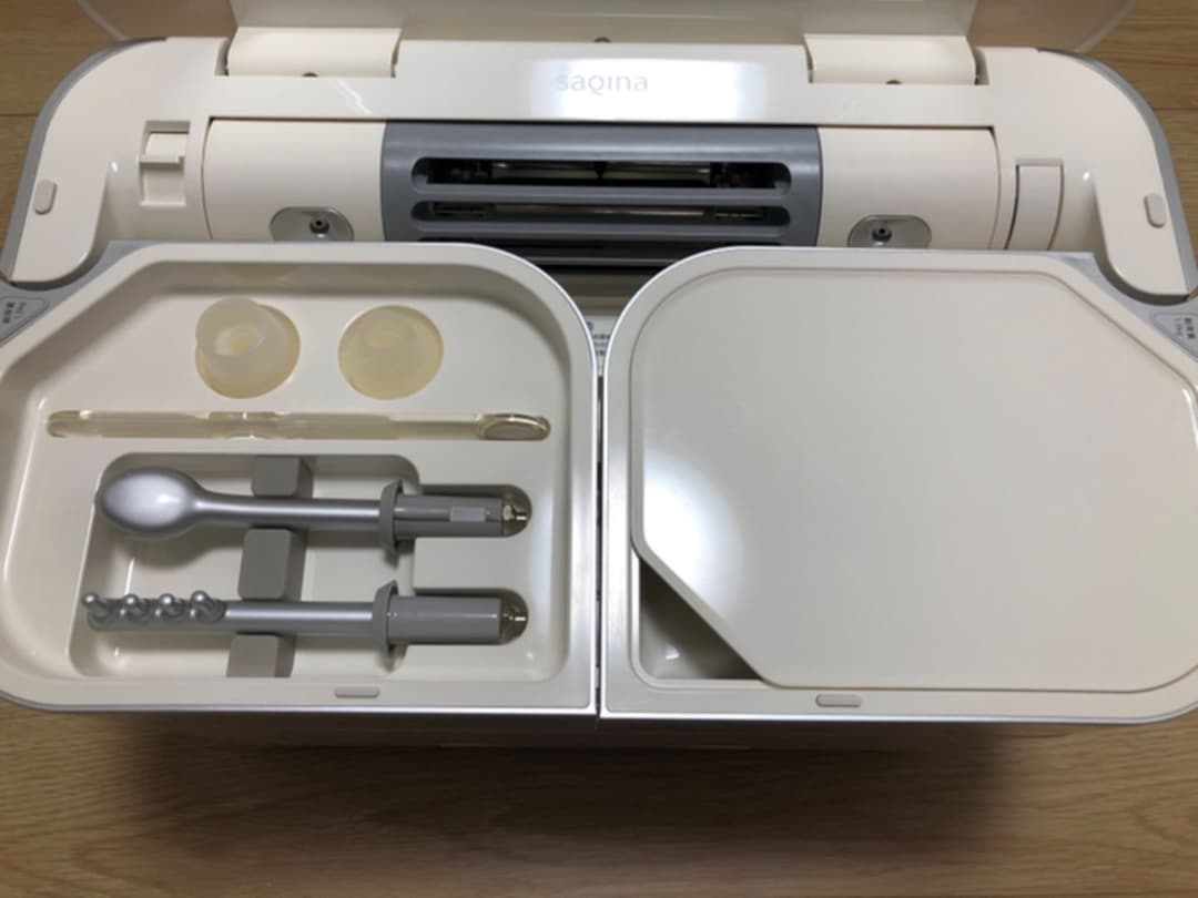 サキナ　美顔器　ビジュー