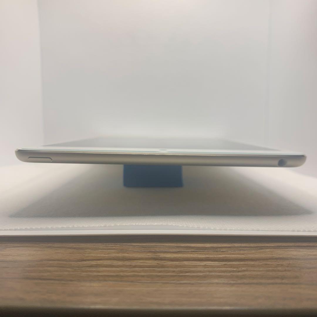 iPad mini 第4世代　①