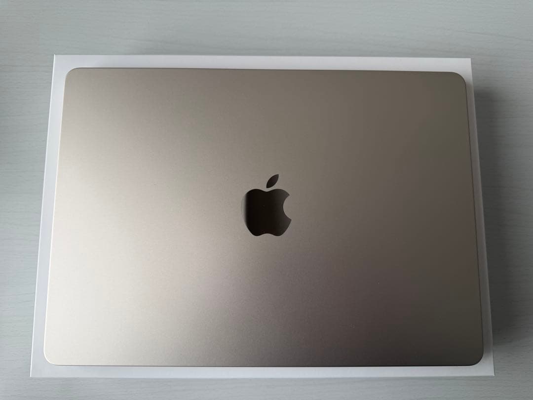 【美品】MacBook Air M3 13インチ 16G 512G スターライト