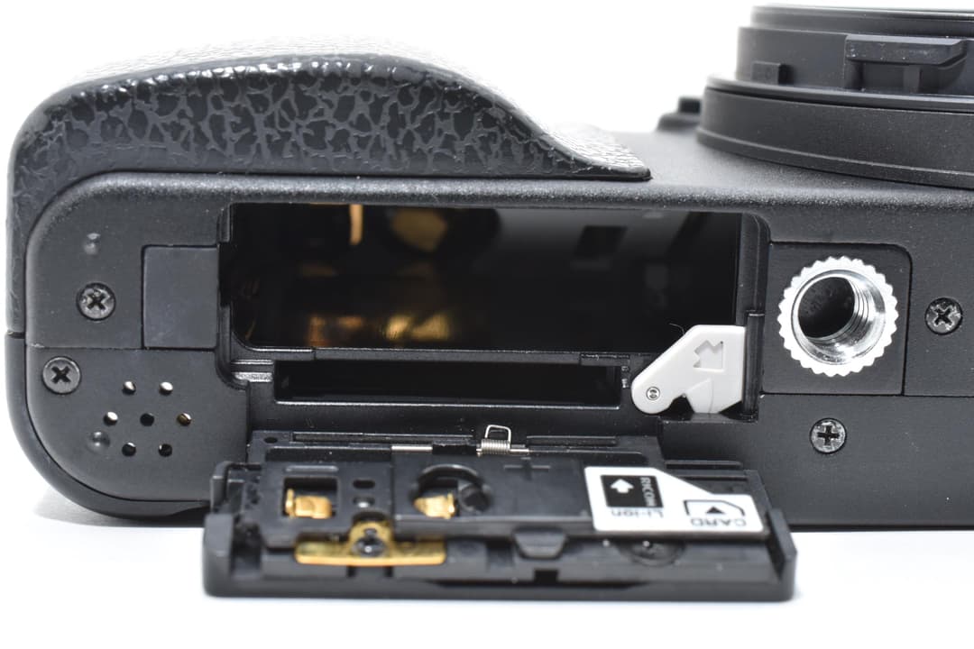 リコー　RICOH GX200 VFナシ 0382