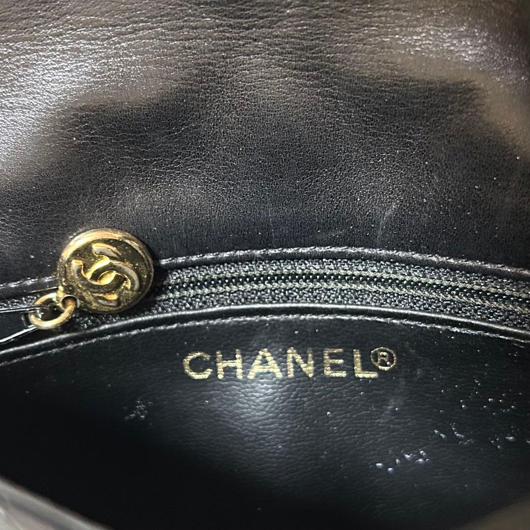 【良品】CHANELシャネルマトラッセボディバッグ　ターンロック