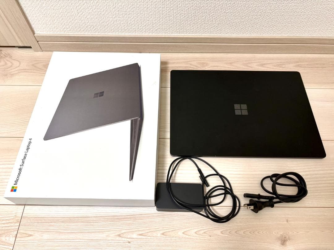 Surface Laptop 4 ブラック　15インチ