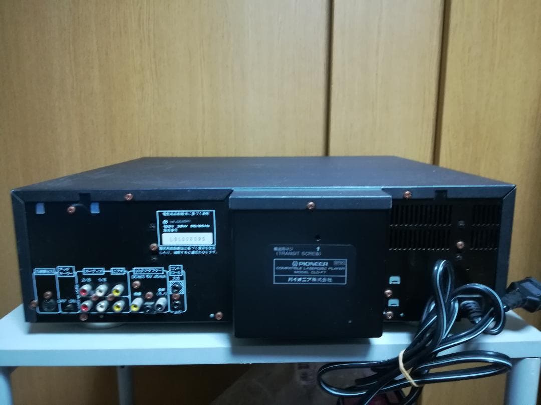 PIONEER CLD-F7 レーザーディスク 故障品