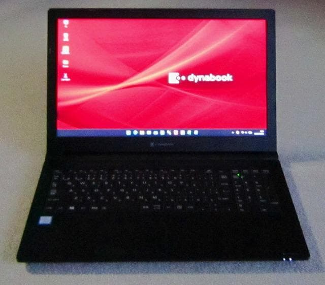 美品！東芝！B65EP 8世代 i5 大容量 SSD 16GB Office