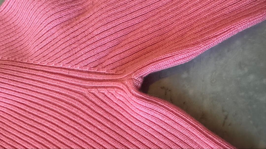 PATOU ピンク　タートルニット