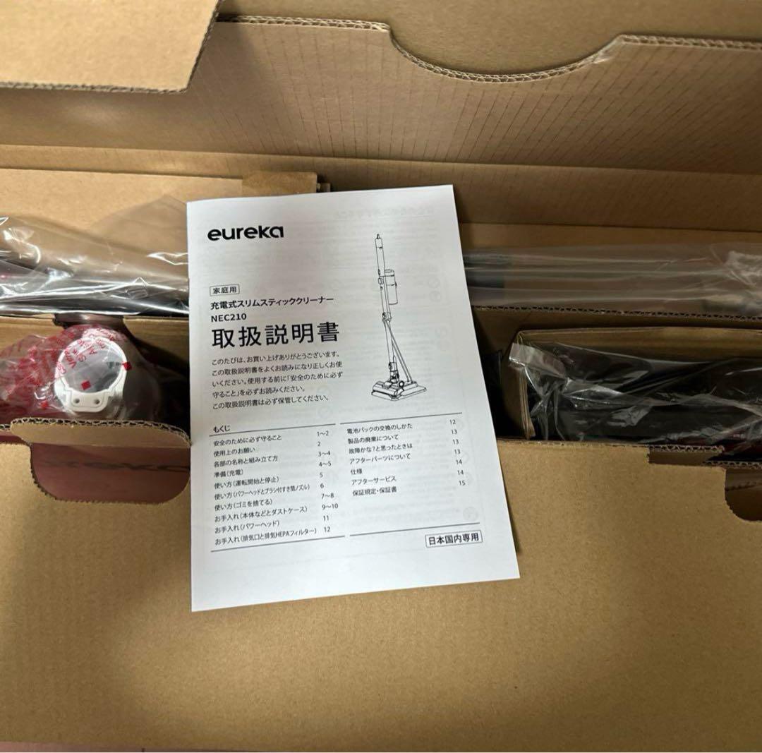 ✨新品未使用✨コードレス掃除機 1.1kg超軽LEDスクリーン収納スタンド付本体