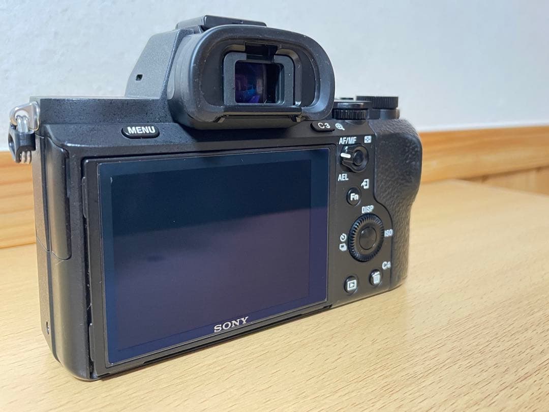 【最終値下げ】SONY α7IIミラーレス一眼ボディ+標準レンズ+純正バッテリー