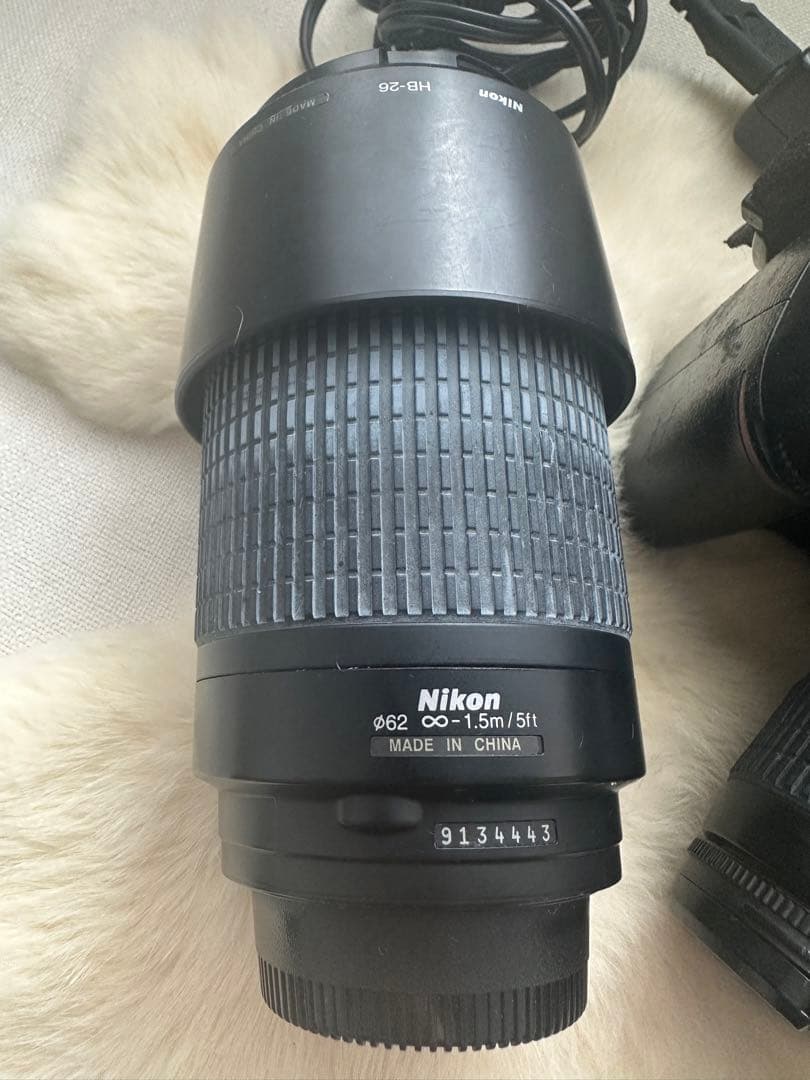 Nikon D70sデジタル一眼レフカメラ、レンズ２つ付き