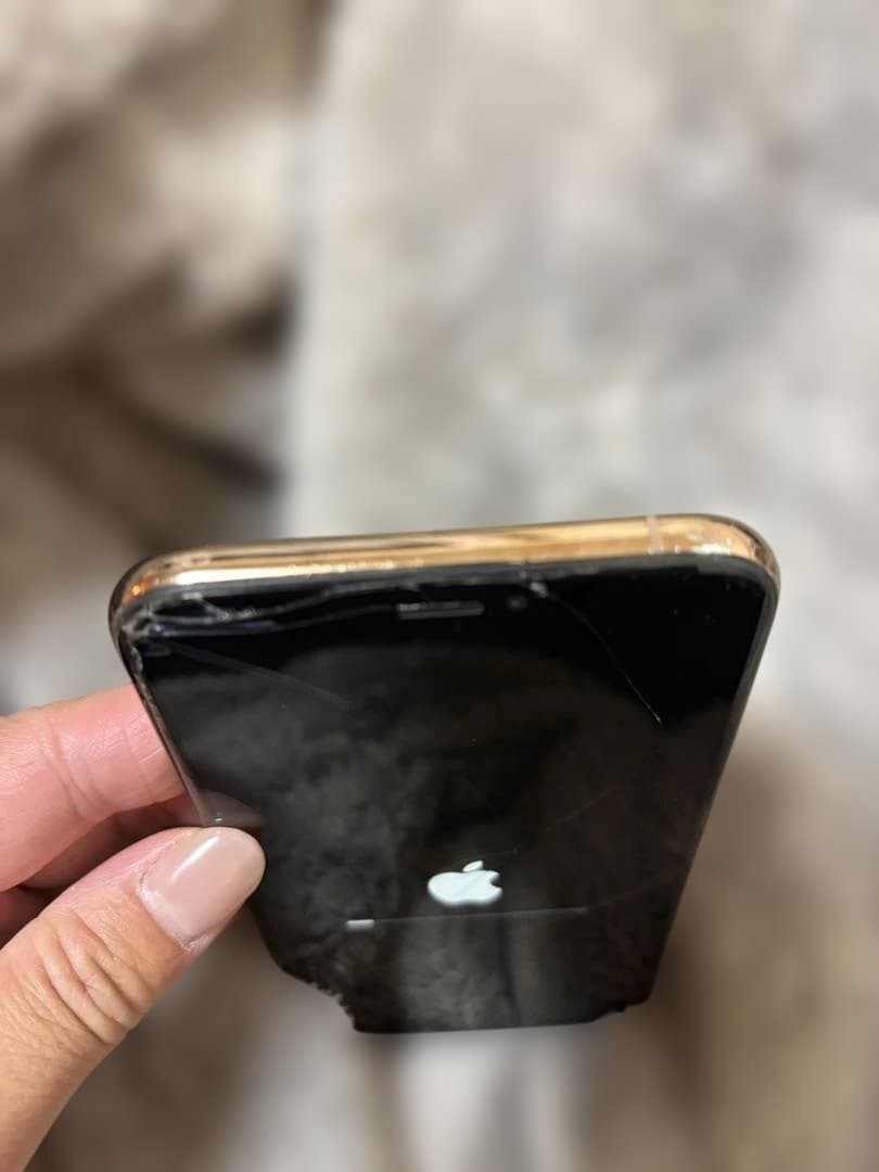 iPhone Xs 256GB 初期化済み