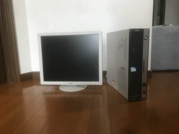 Windowsパソコン  デスクトップ  モニター等周辺機器、入力デバイス付き