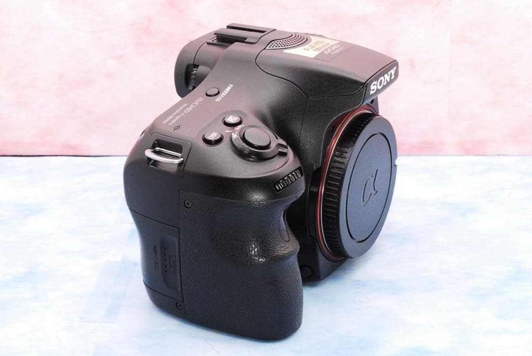 SONY α57☆一眼レフカメラ☆SLT-A57☆ショット数少☆Wレンズ