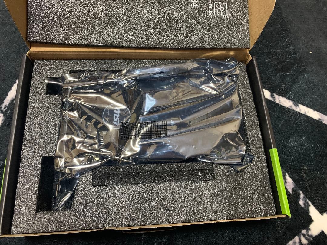 グラフィックボード・グラボ・ビデオカード MSI GeForce RTX 4060 Ventus2X Black OC