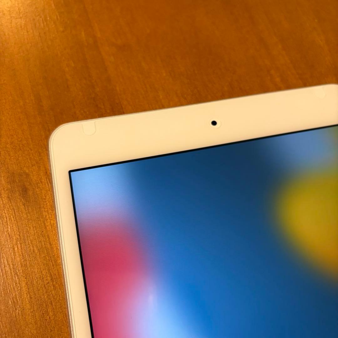 【Apple】iPadmini4 シルバー