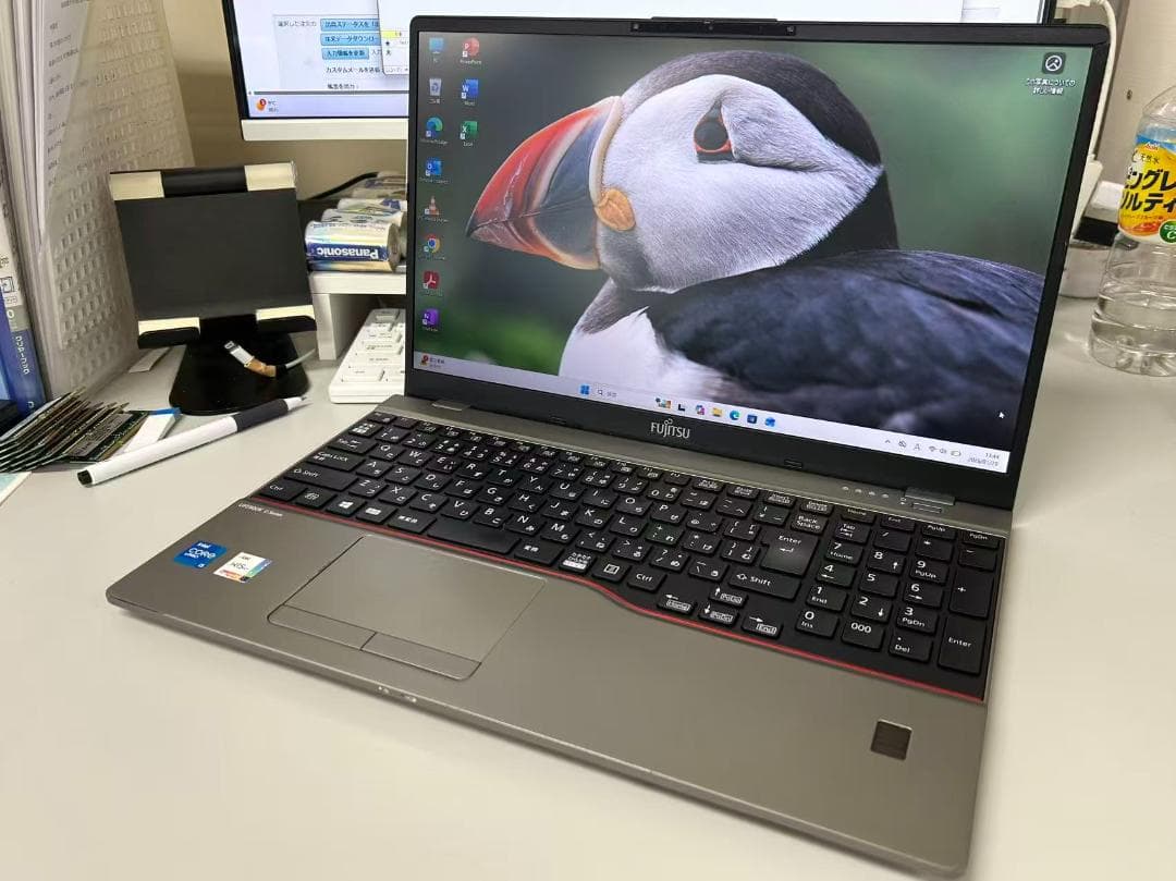 富士通ノートPC Windows11 i5-11世代 SSD office付き