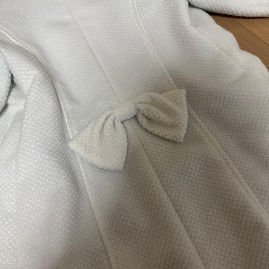 希少　リズリサ トゥララ　白のコート　リボン　レース付き