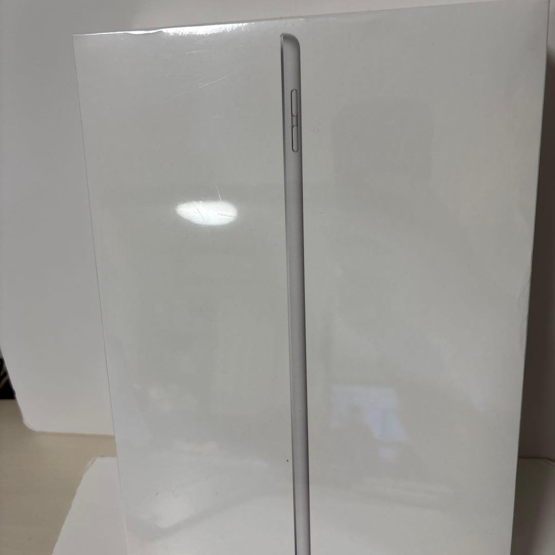 iPad (第9世代) 64GB Wi-Fi 本体