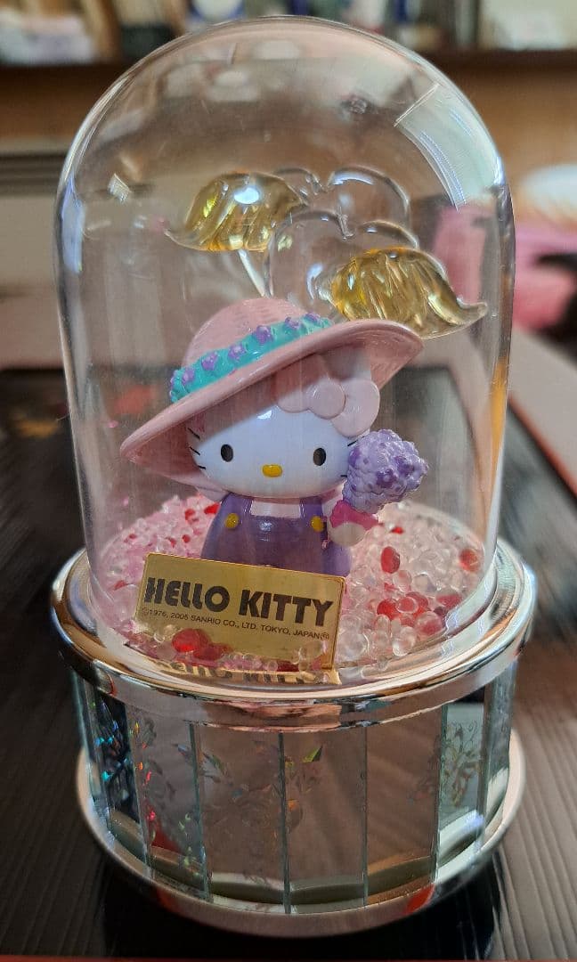 ❤激レア ハローキティ 北海道限定 ドーム型オルゴール❤