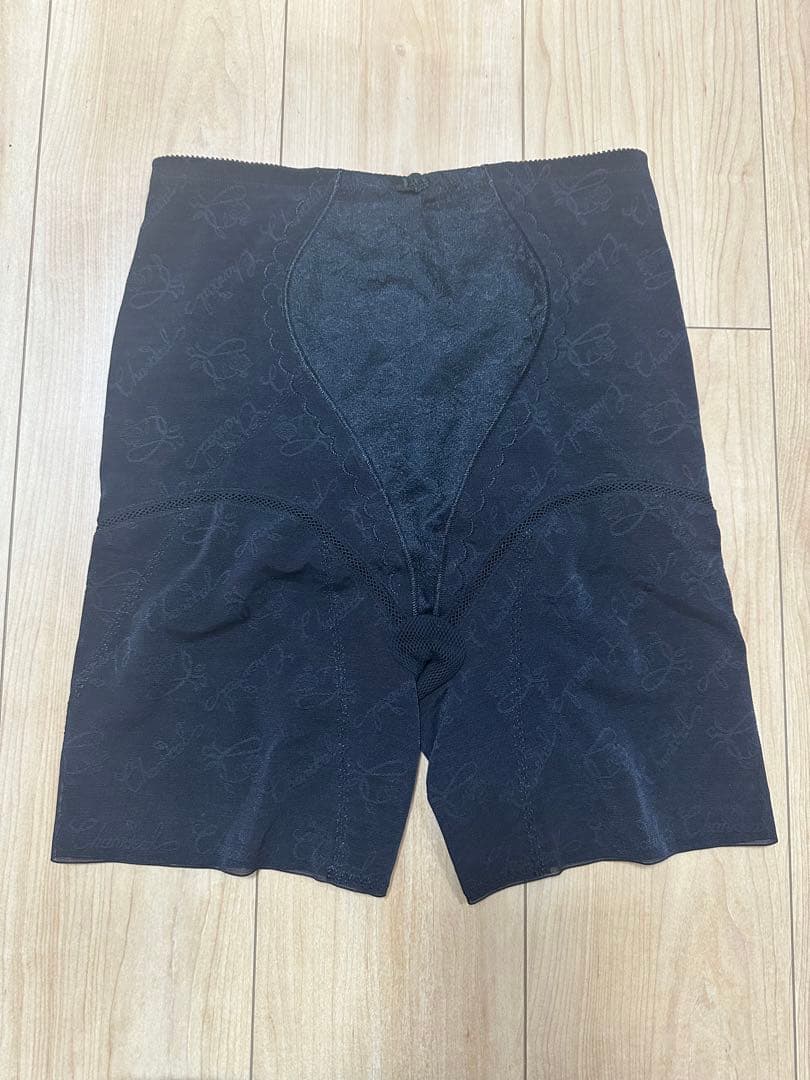 シャンデール エレガントガードル　76