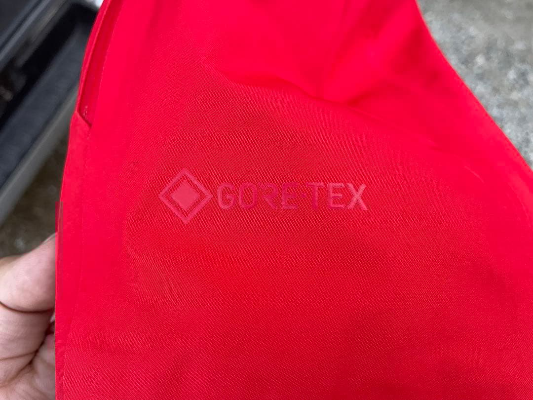 Patagonia レッド GORE-TEX ジャケット