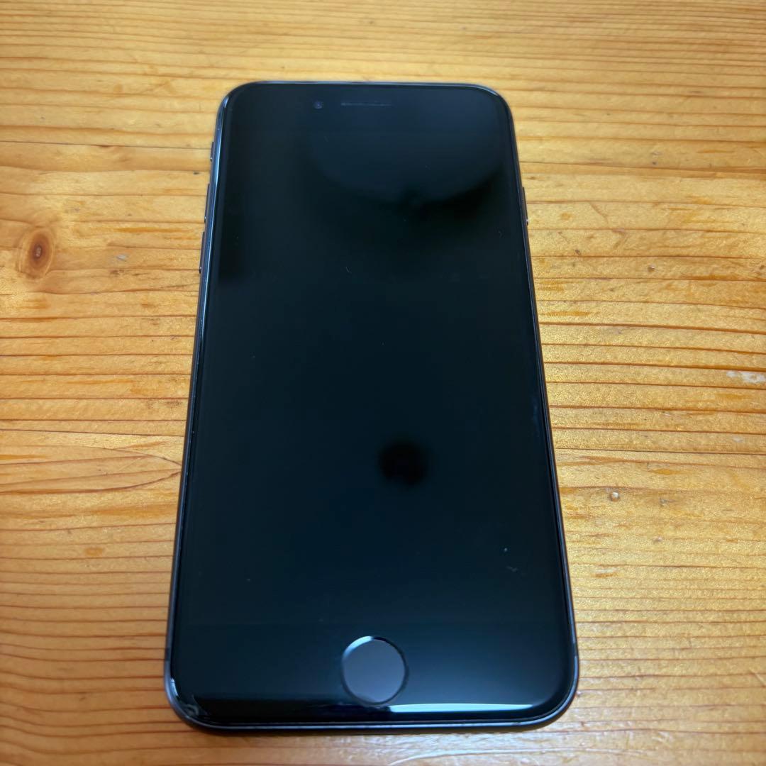 Apple iPhone8 64GB スペースグレー
